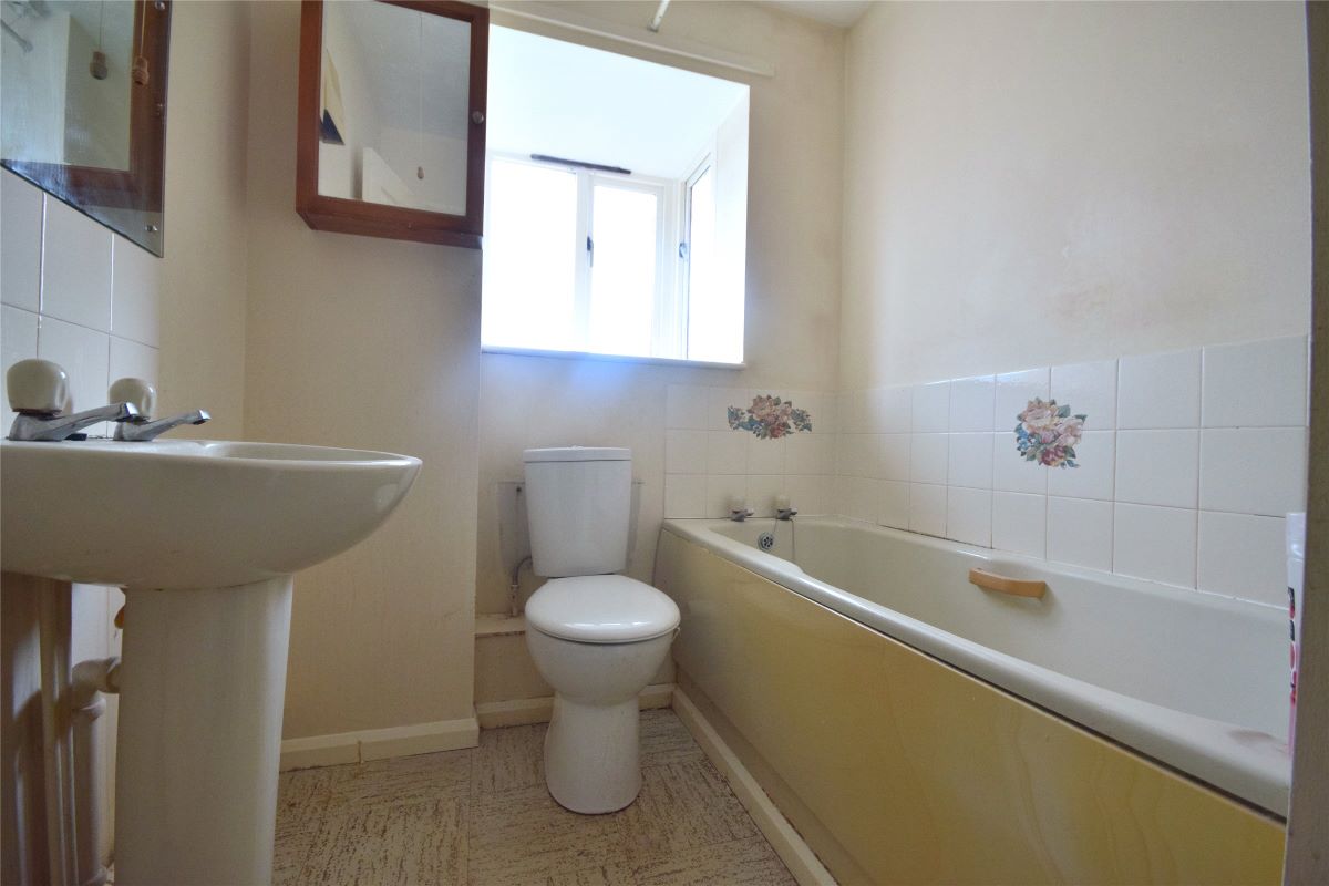 2 Shipley Court, Gateshead, Tyne And Wear, NE8 4EZ