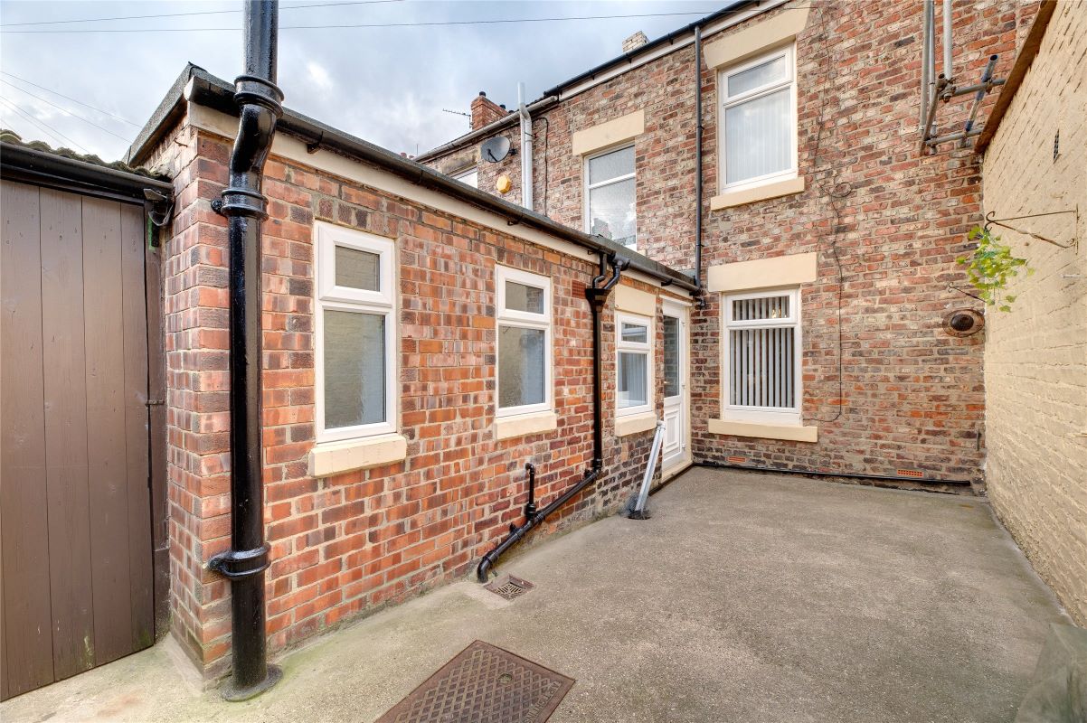 39 Lincoln Street, Gateshead, Tyne And Wear, NE8 4EE