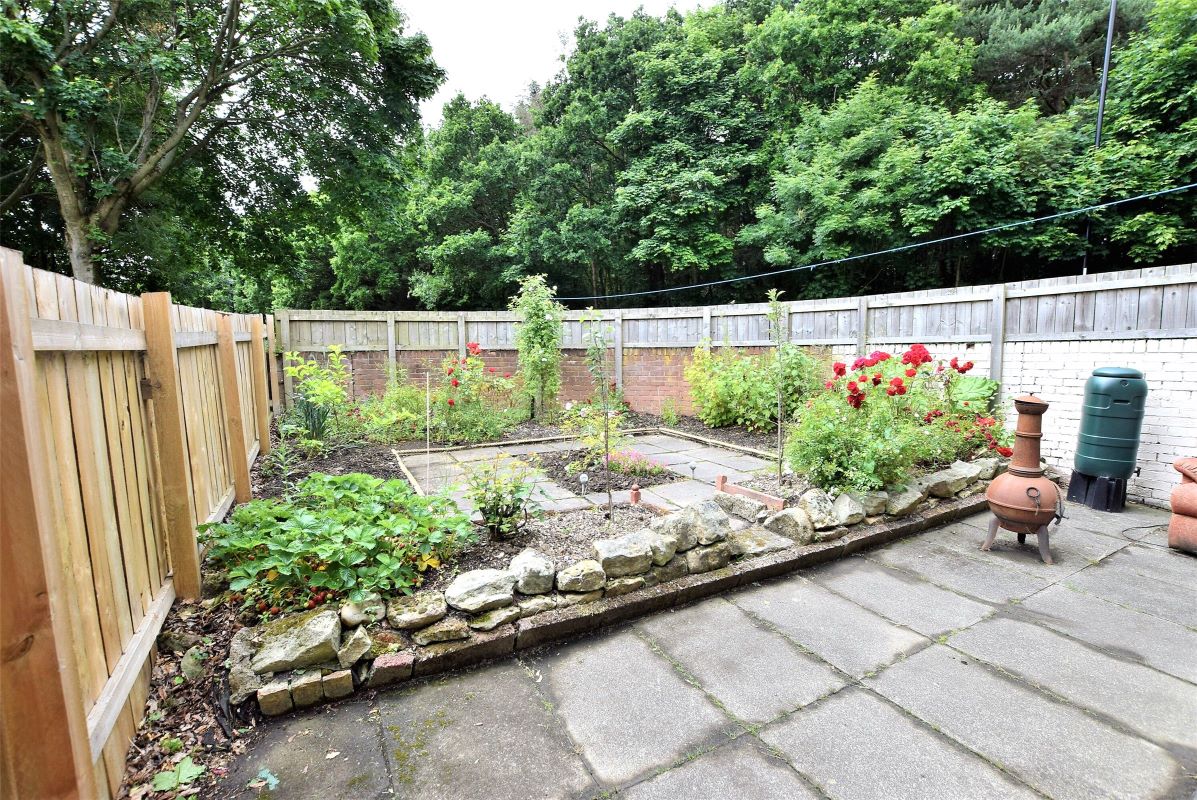 116 Donvale Road, Washington, Tyne And Wear, NE37 1DP
