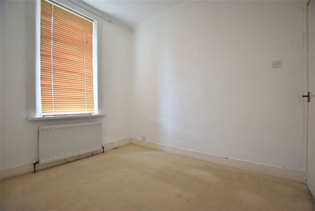 80 Faraday Grove, Gateshead, Tyne And Wear, NE8 4UL