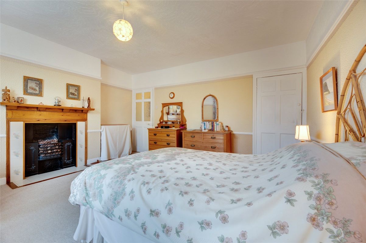 9 Beaconsfield Road, Gateshead, Tyne And Wear, NE9 5EU