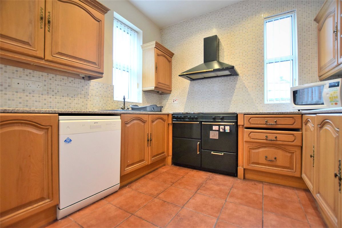 208 Durham Road, Gateshead, Tyne And Wear, NE8 4JR