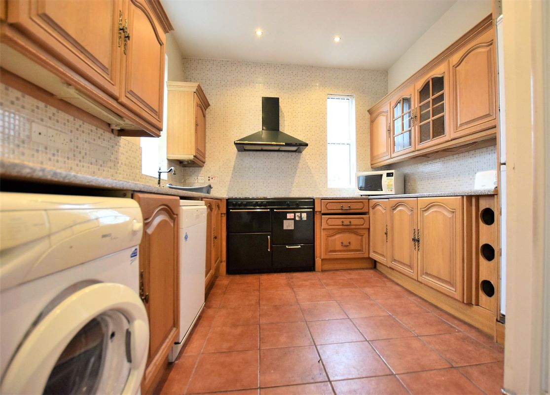 208 Durham Road, Gateshead, Tyne And Wear, NE8 4JR