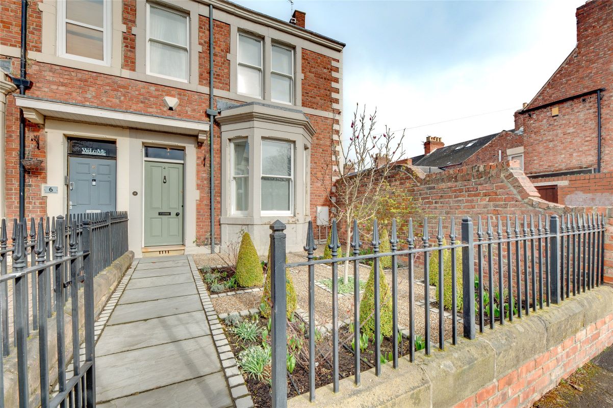 4 St. Albans Terrace, Gateshead, Tyne And Wear, NE8 4HA