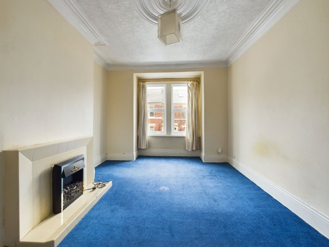 84 Brinkburn Avenue, Gateshead, Tyne And Wear, NE8 4JU