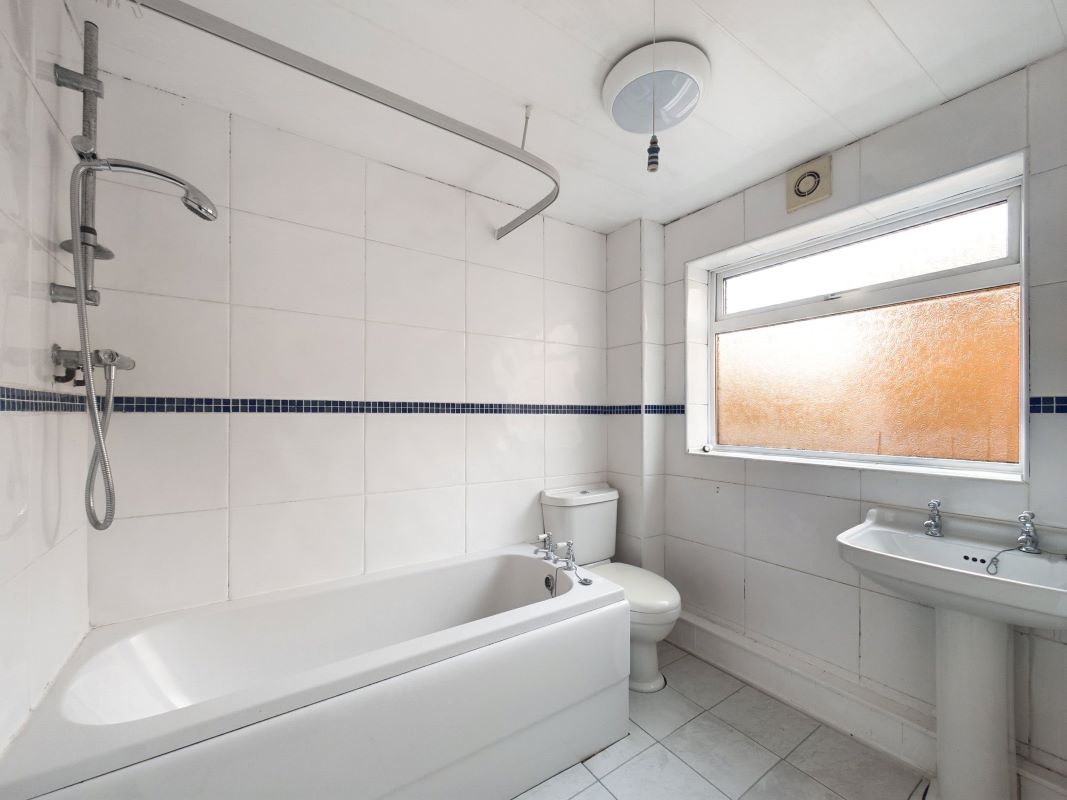 8 Morley Avenue, Gateshead, Tyne And Wear, NE10 0UJ
