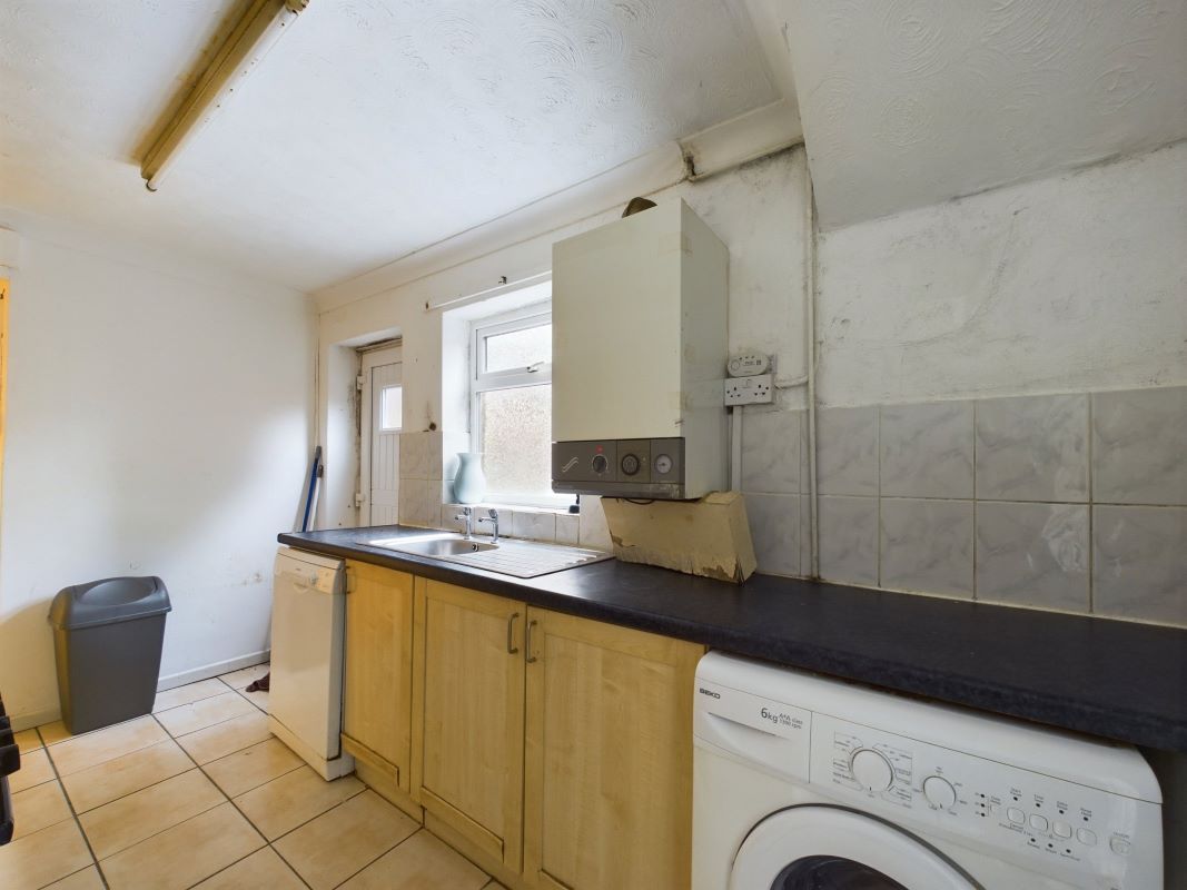 64 Ripon Street, Gateshead, Tyne And Wear, NE8 4EP