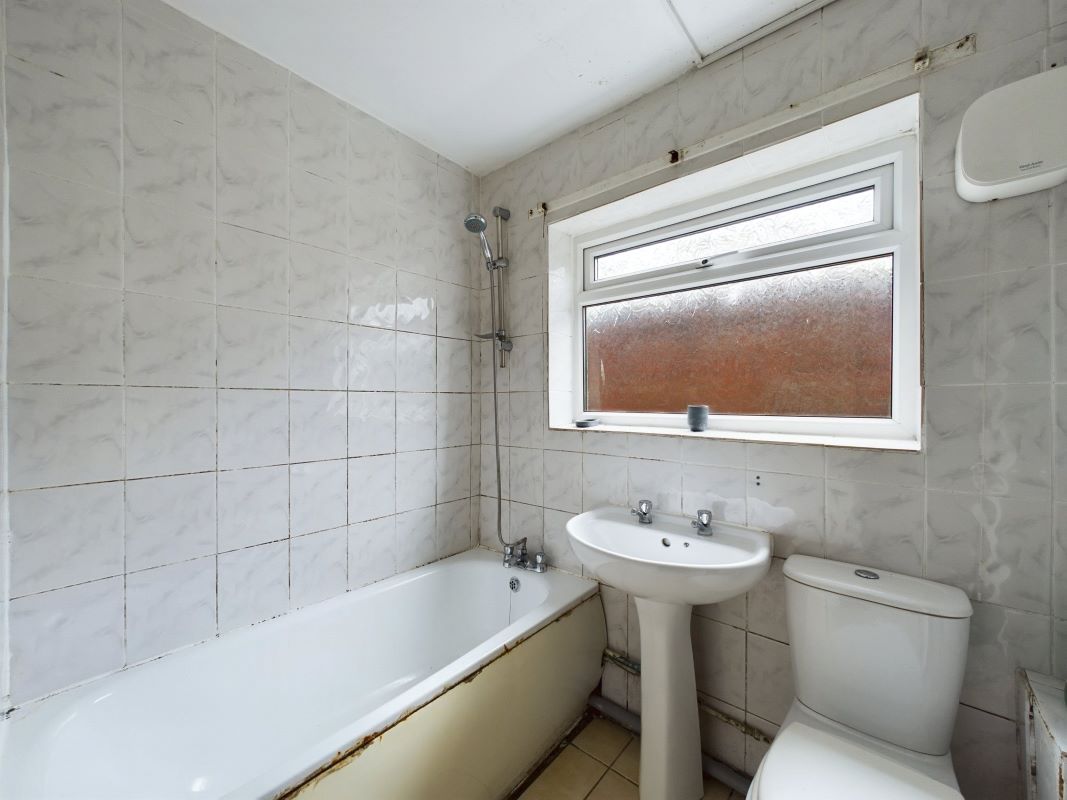 64 Ripon Street, Gateshead, Tyne And Wear, NE8 4EP