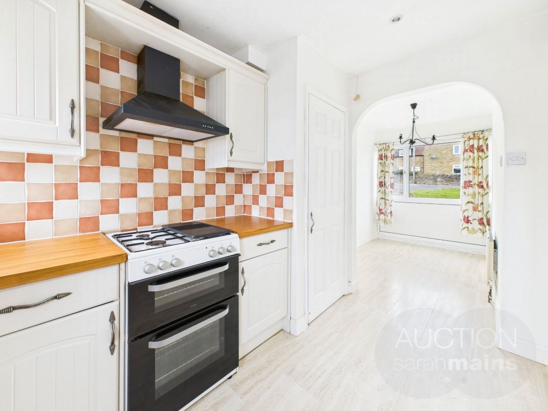 18 Hill Crest, Gateshead, Tyne And Wear, NE10 9AL