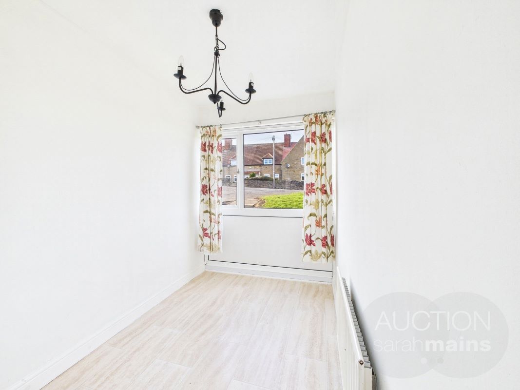 18 Hill Crest, Gateshead, Tyne And Wear, NE10 9AL