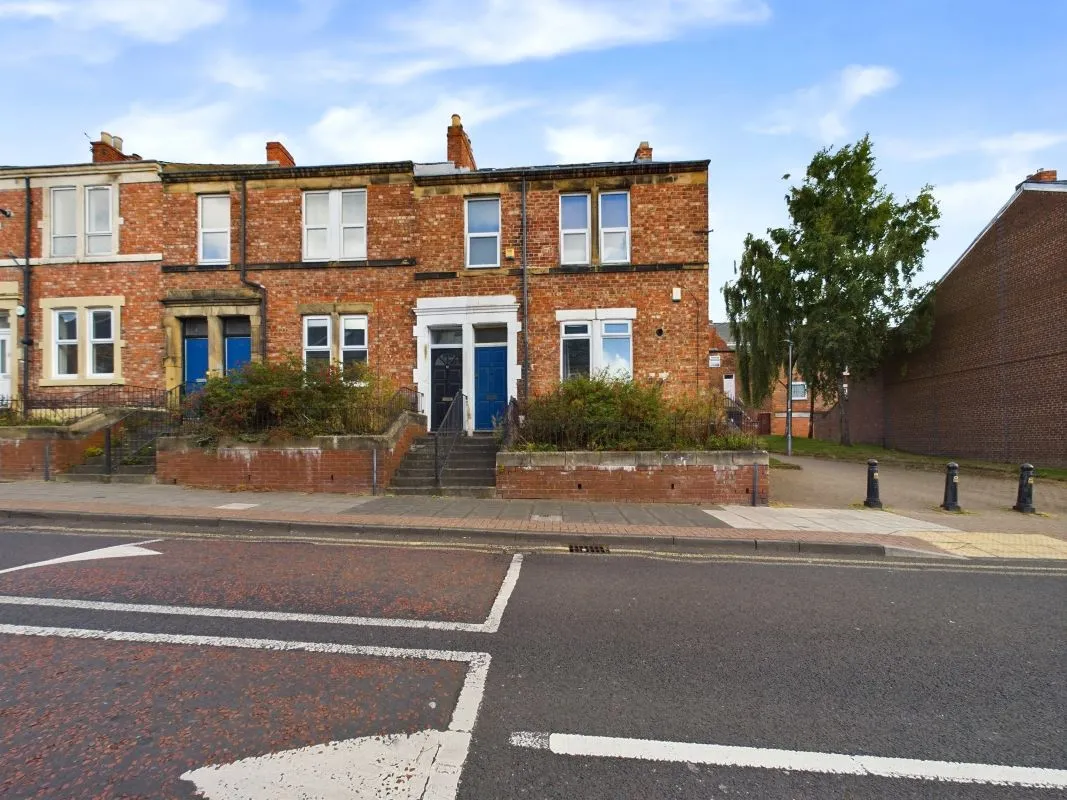 67 Brinkburn Avenue, Gateshead, Tyne And Wear, NE8 4JT