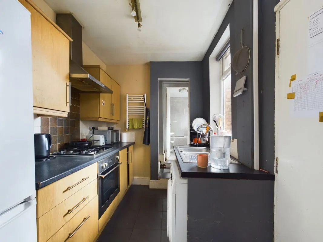 67 Brinkburn Avenue, Gateshead, Tyne And Wear, NE8 4JT