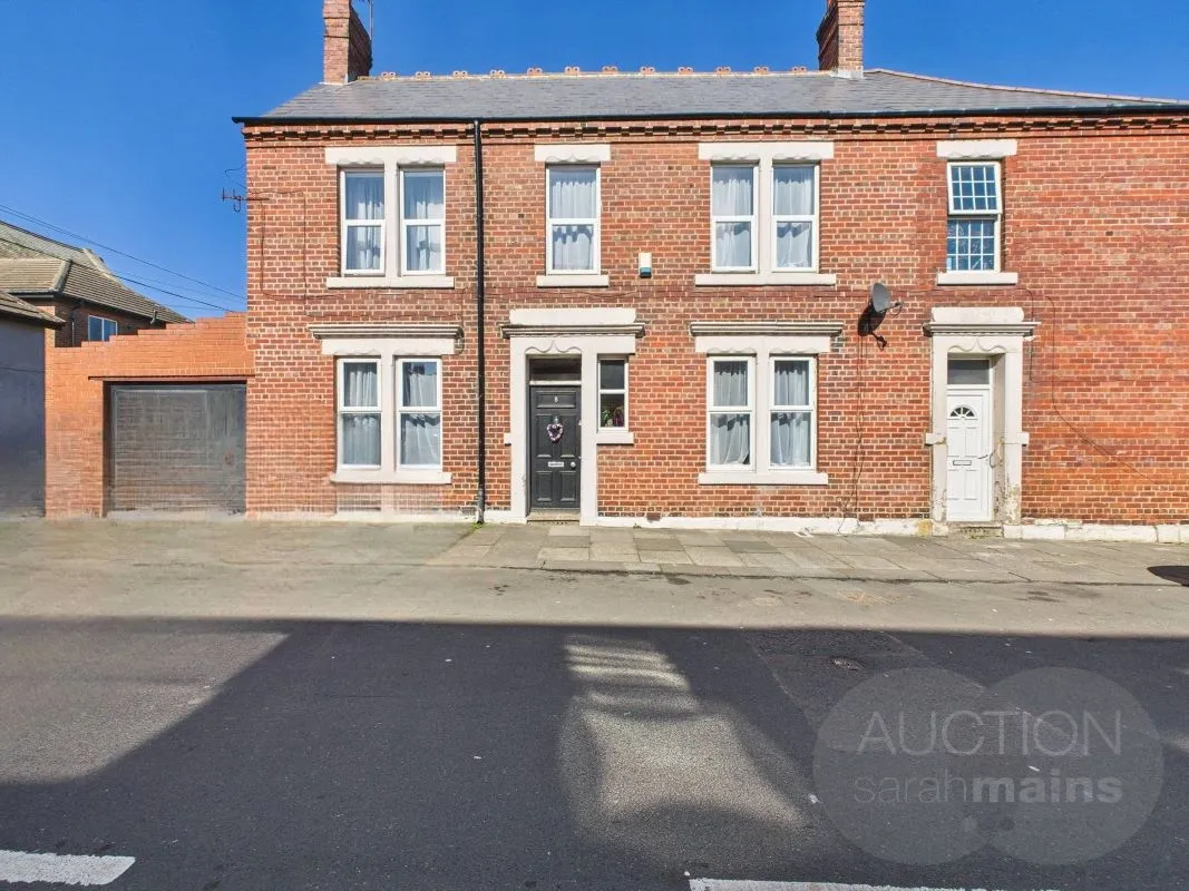 8 Hadrian Road, Newcastle upon Tyne, Tyne and Wear, NE4 9AR