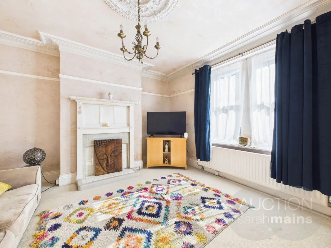 8 Hadrian Road, Newcastle upon Tyne, Tyne and Wear, NE4 9AR