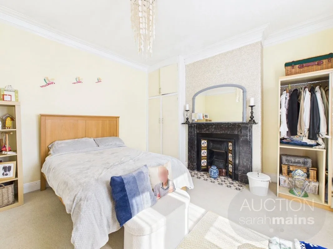 8 Hadrian Road, Newcastle upon Tyne, Tyne and Wear, NE4 9AR