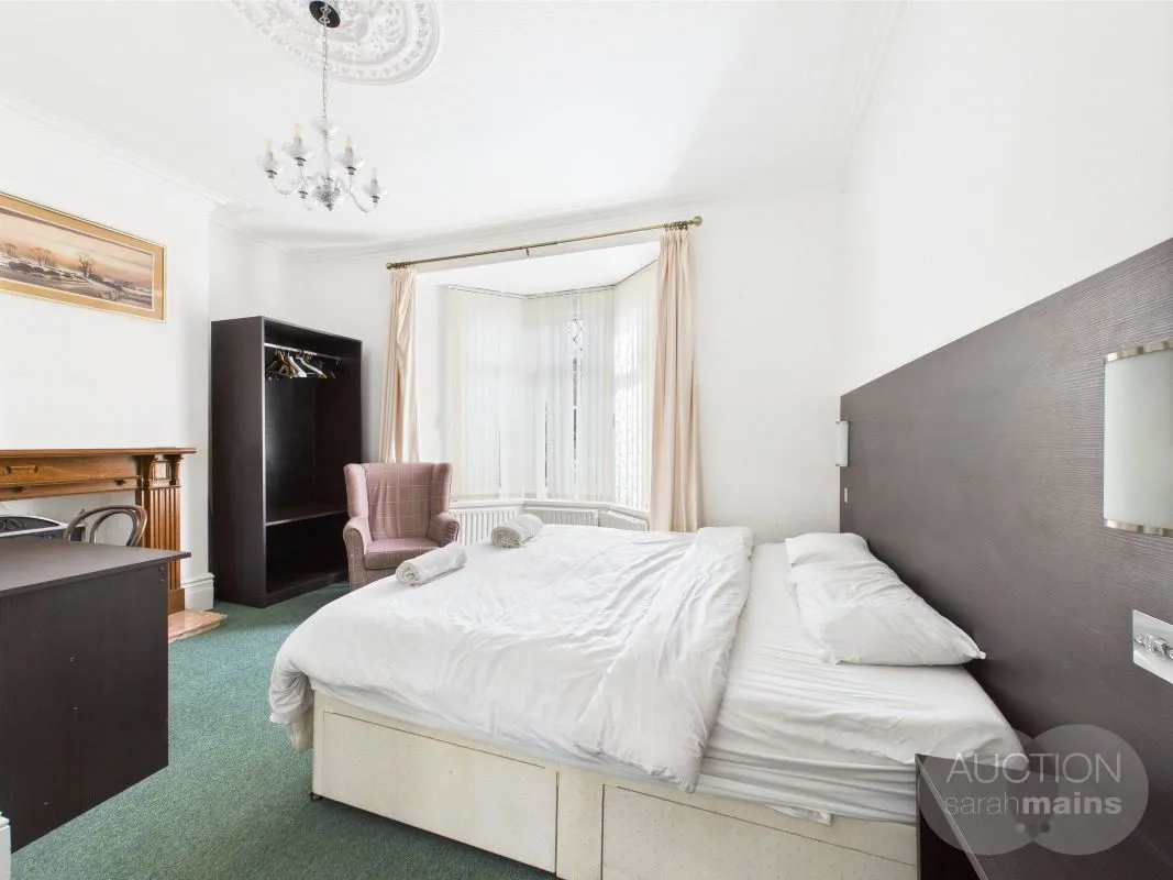 The Alexandra Guest House, 6 Victoria Road East, Hebburn, Tyne And Wear, NE31 1XQ