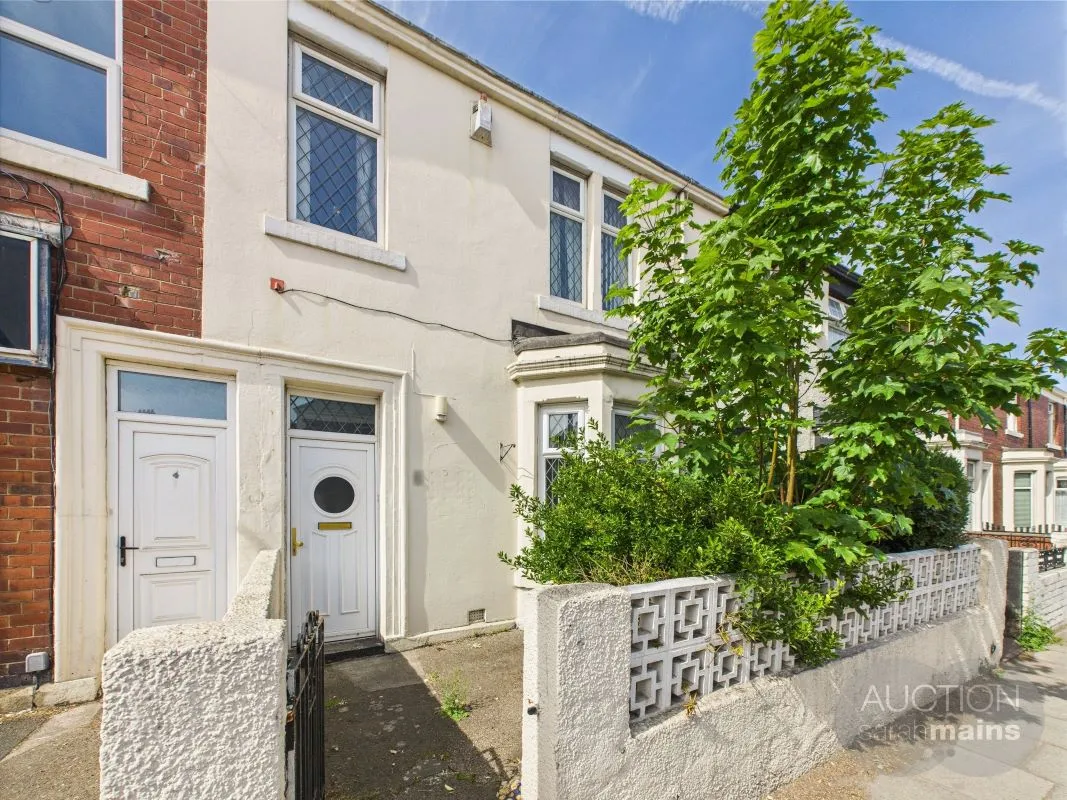 The Alexandra Guest House, 6 Victoria Road East, Hebburn, Tyne And Wear, NE31 1XQ