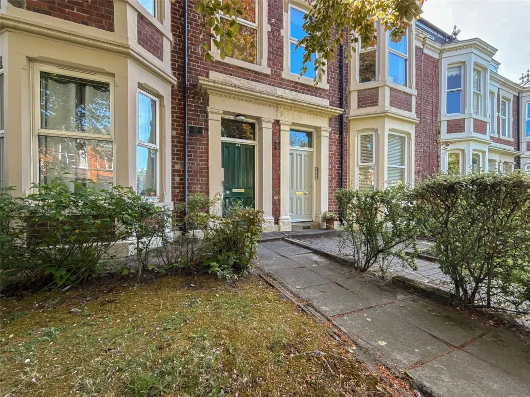 Flat D, 24 Saint Georges Terrace, Jesmond, Newcastle upon Tyne, Newcastle upon Tyne, NE2 2SY