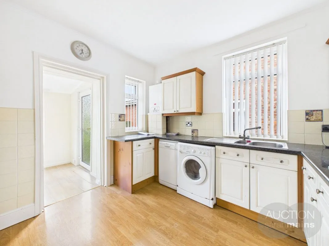 13 Whinneyfield Road, Newcastle upon Tyne, Tyne and Wear, NE6 4HU
