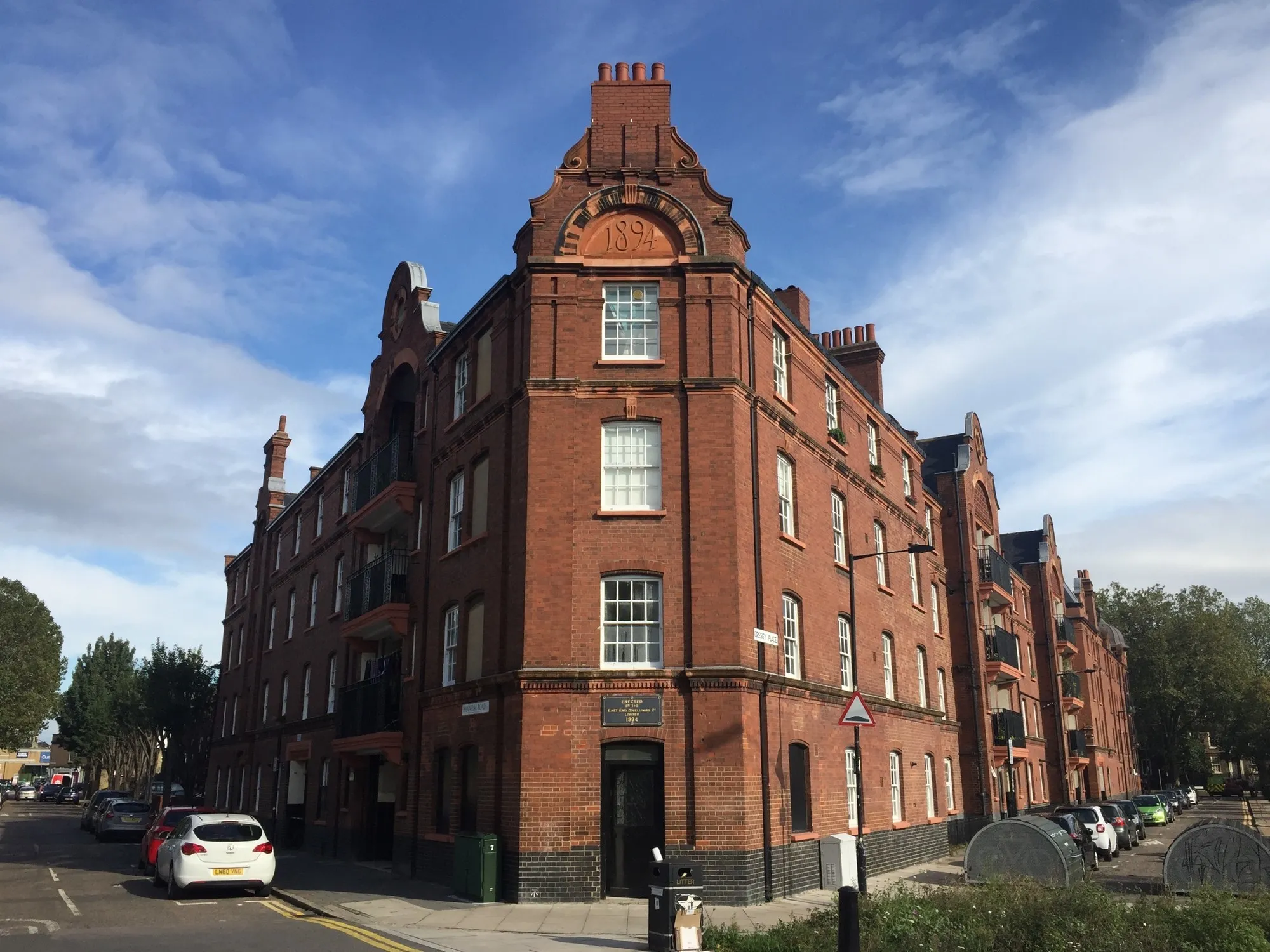 21 Cressy House, Hannibal Road, Stepney Green, London E1 3JE