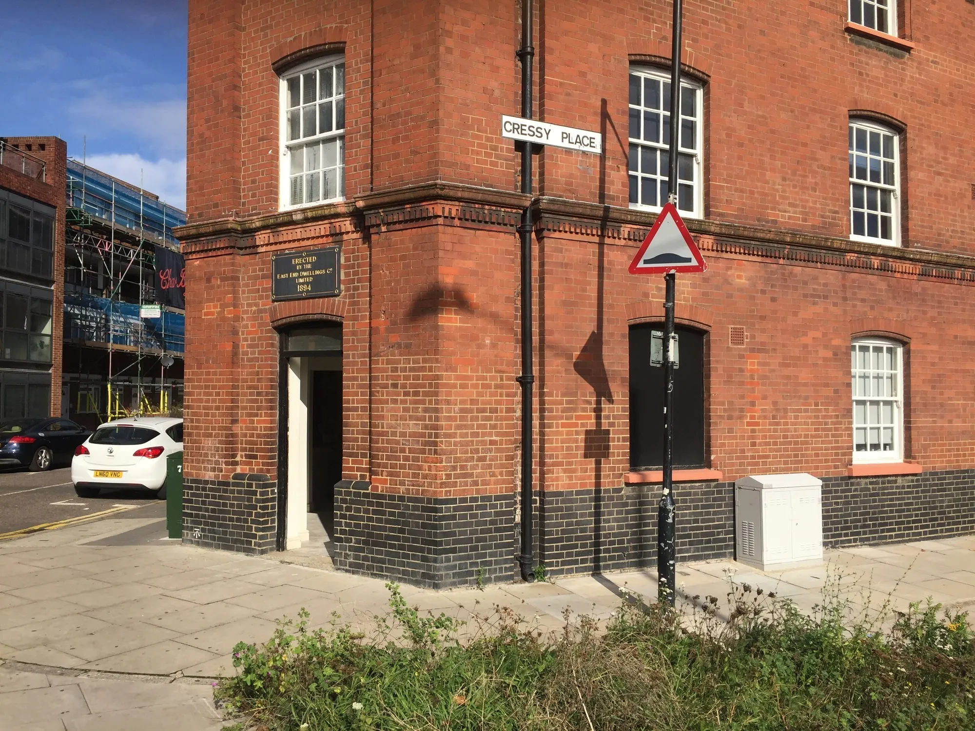 21 Cressy House, Hannibal Road, Stepney Green, London E1 3JE