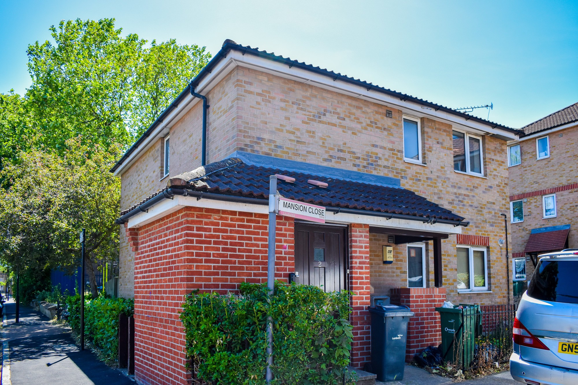 1 Mansion Close, Cowley Road, Stockwell, London SW9 8QJ