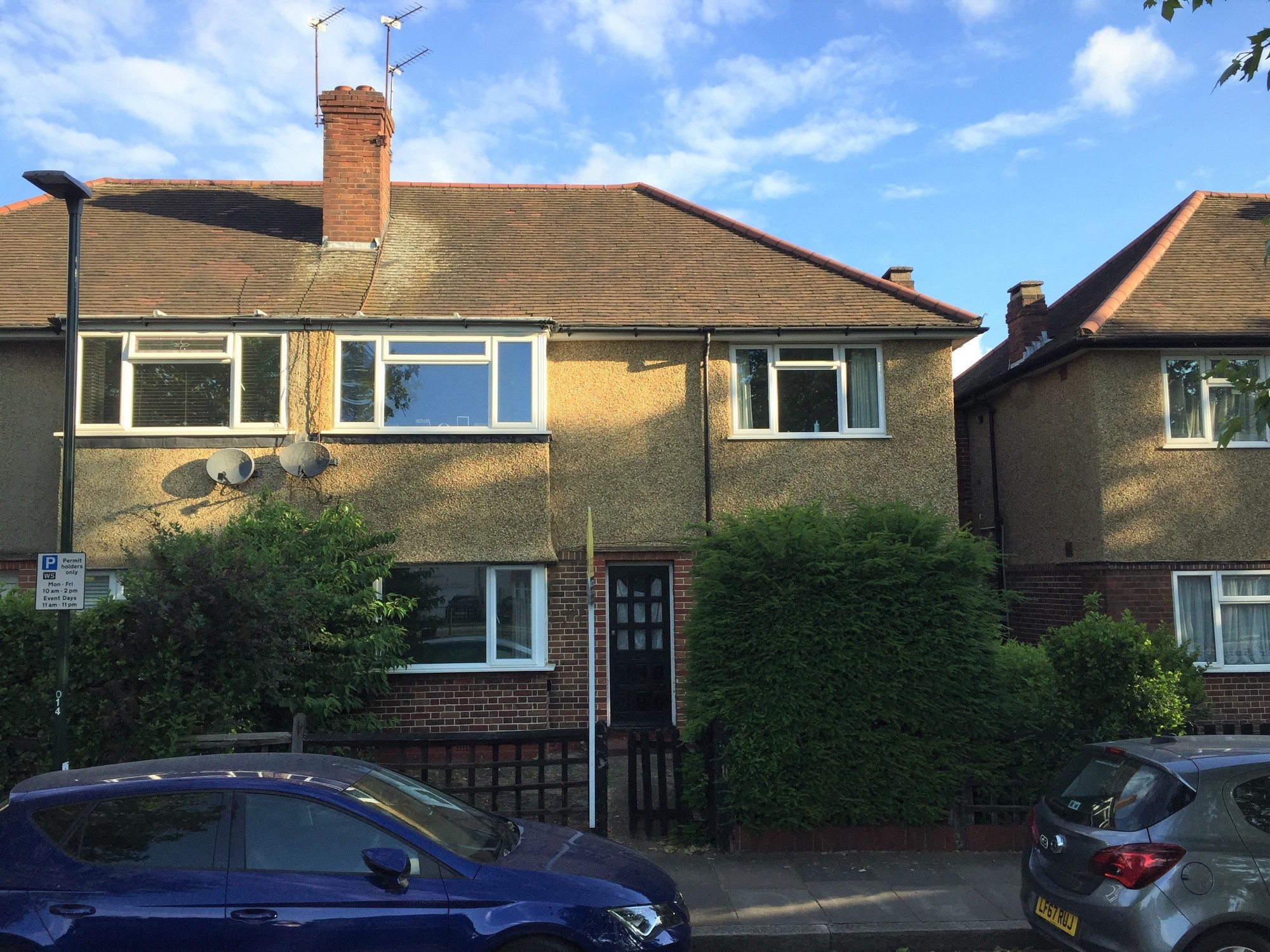 423 Chertsey Road, Twickenham, Middlesex TW2 6LS
