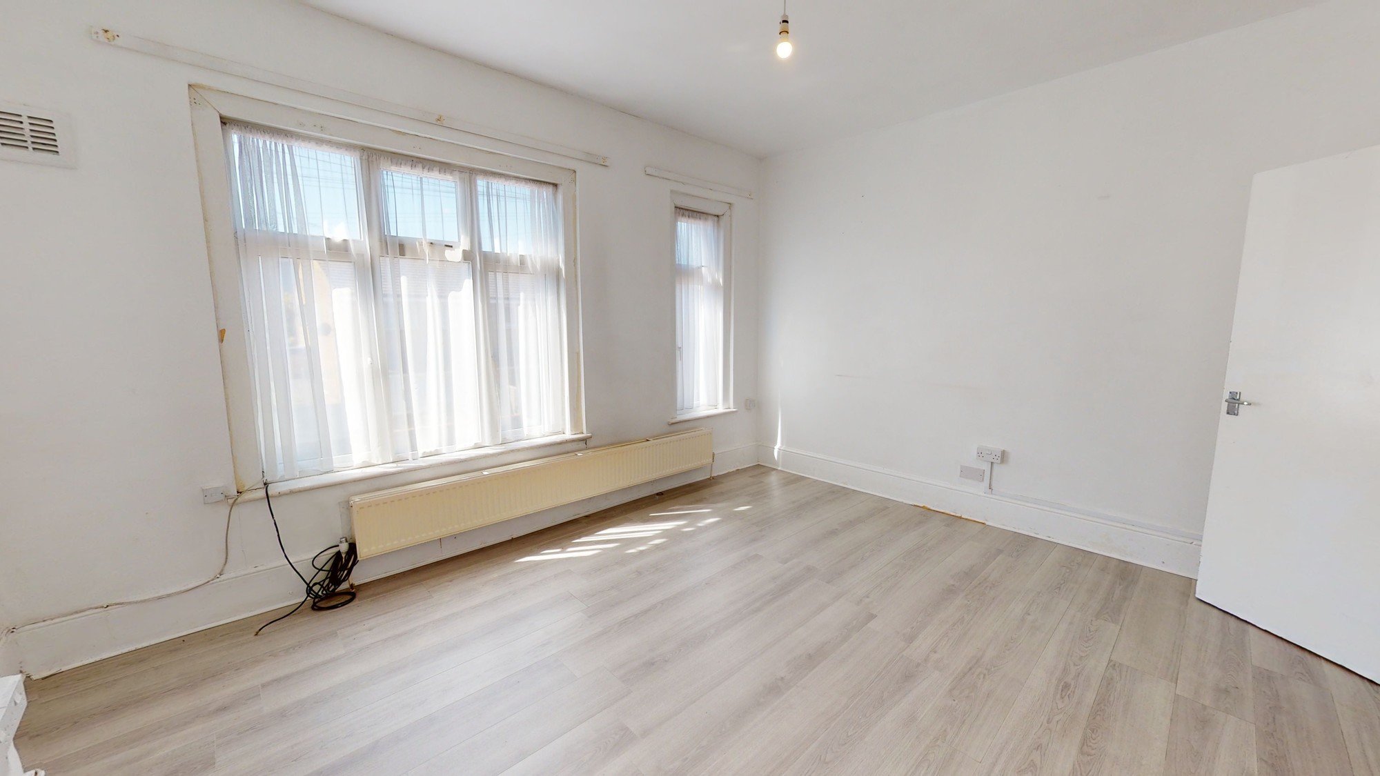 First Floor Flat,112 Cowley Mill Road, Uxbridge UB8 2QB