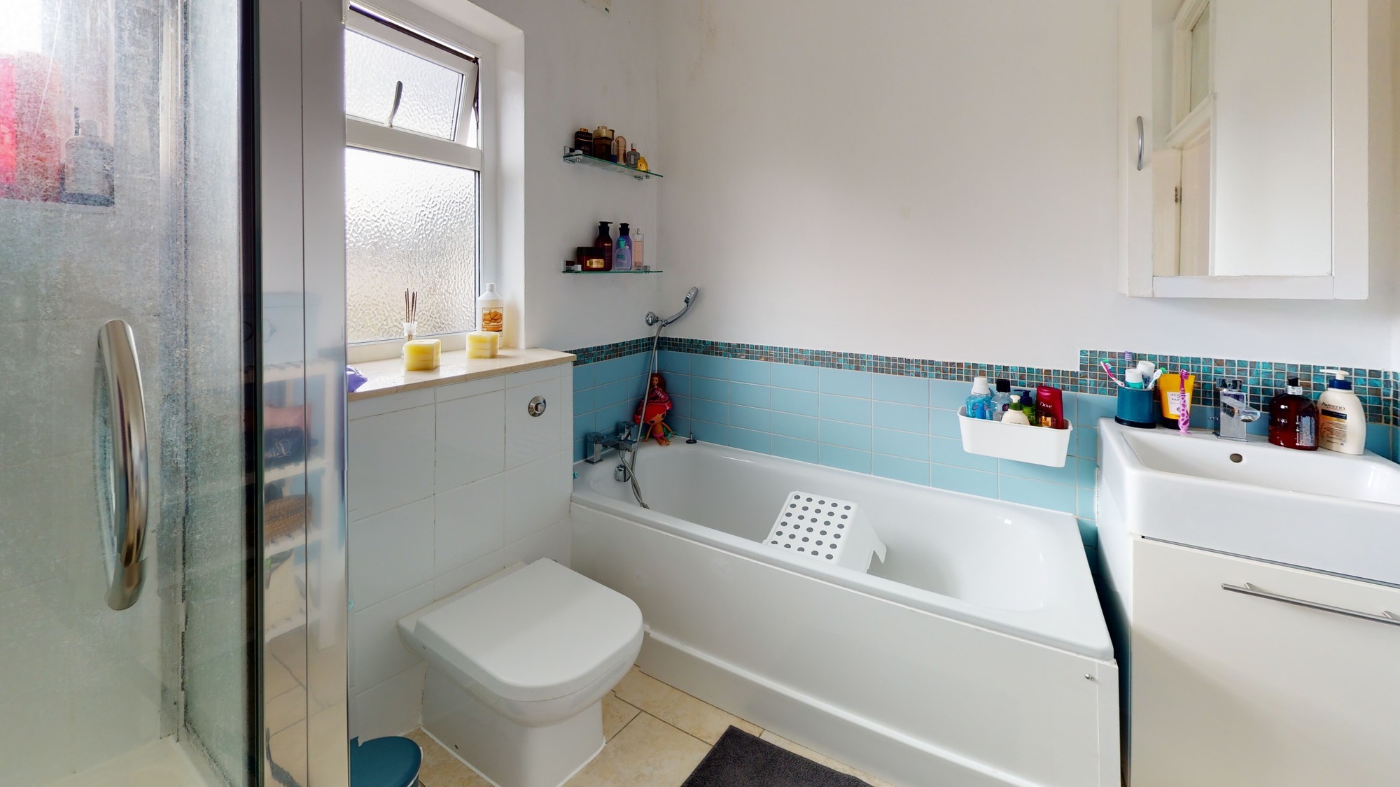 43 Henry Road, Barnet, Herefordshire EN4 8BG