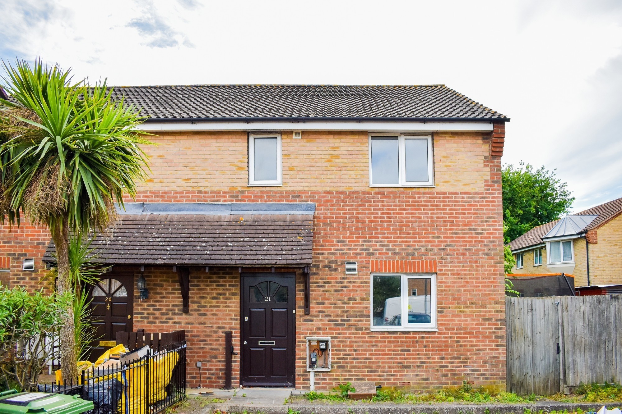 21 Batley Close, Mitcham, Surrey CR4 4AY