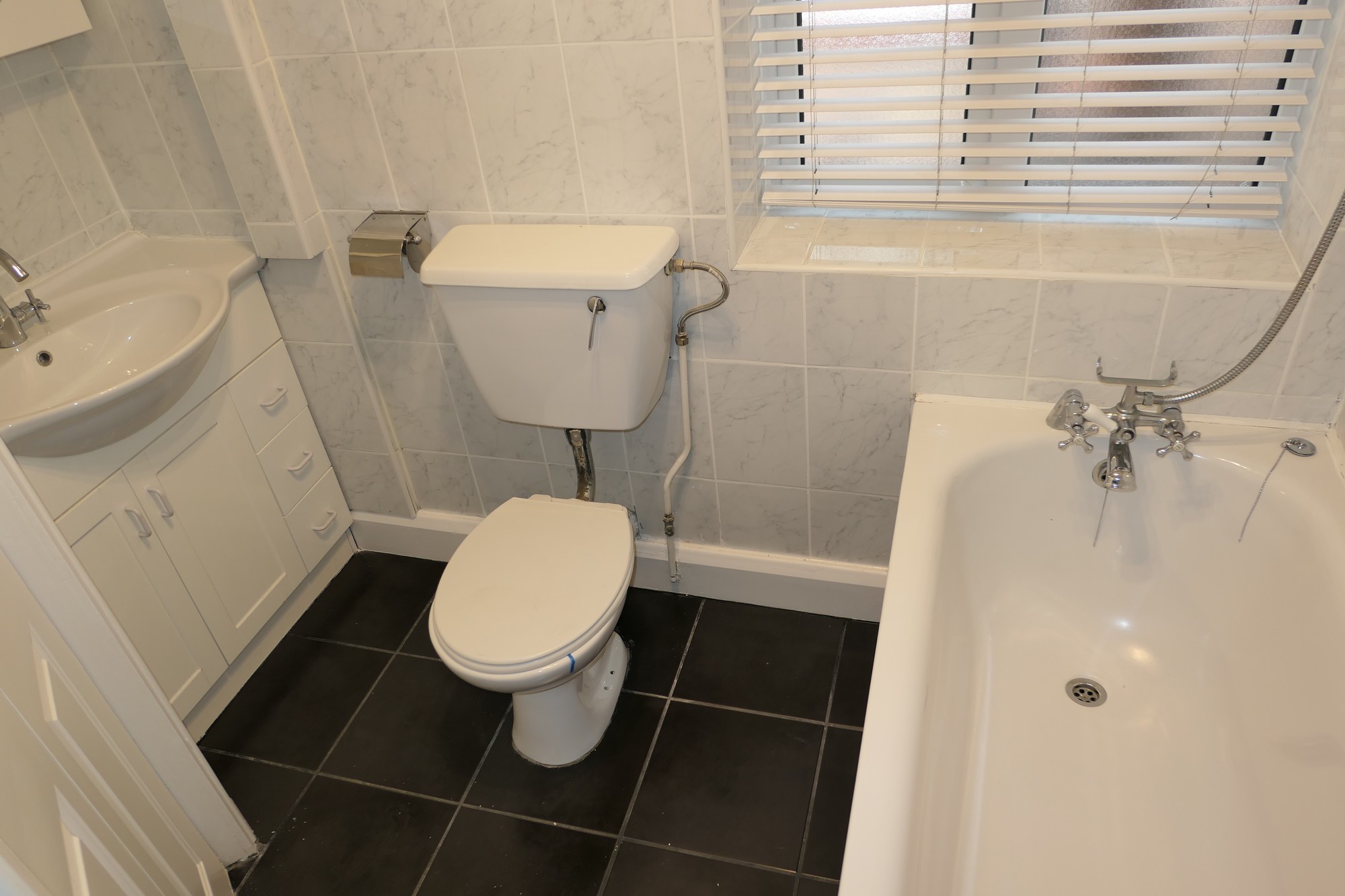 13 Hastings House, Hastings Road, West Ealing, London W13 8QZ