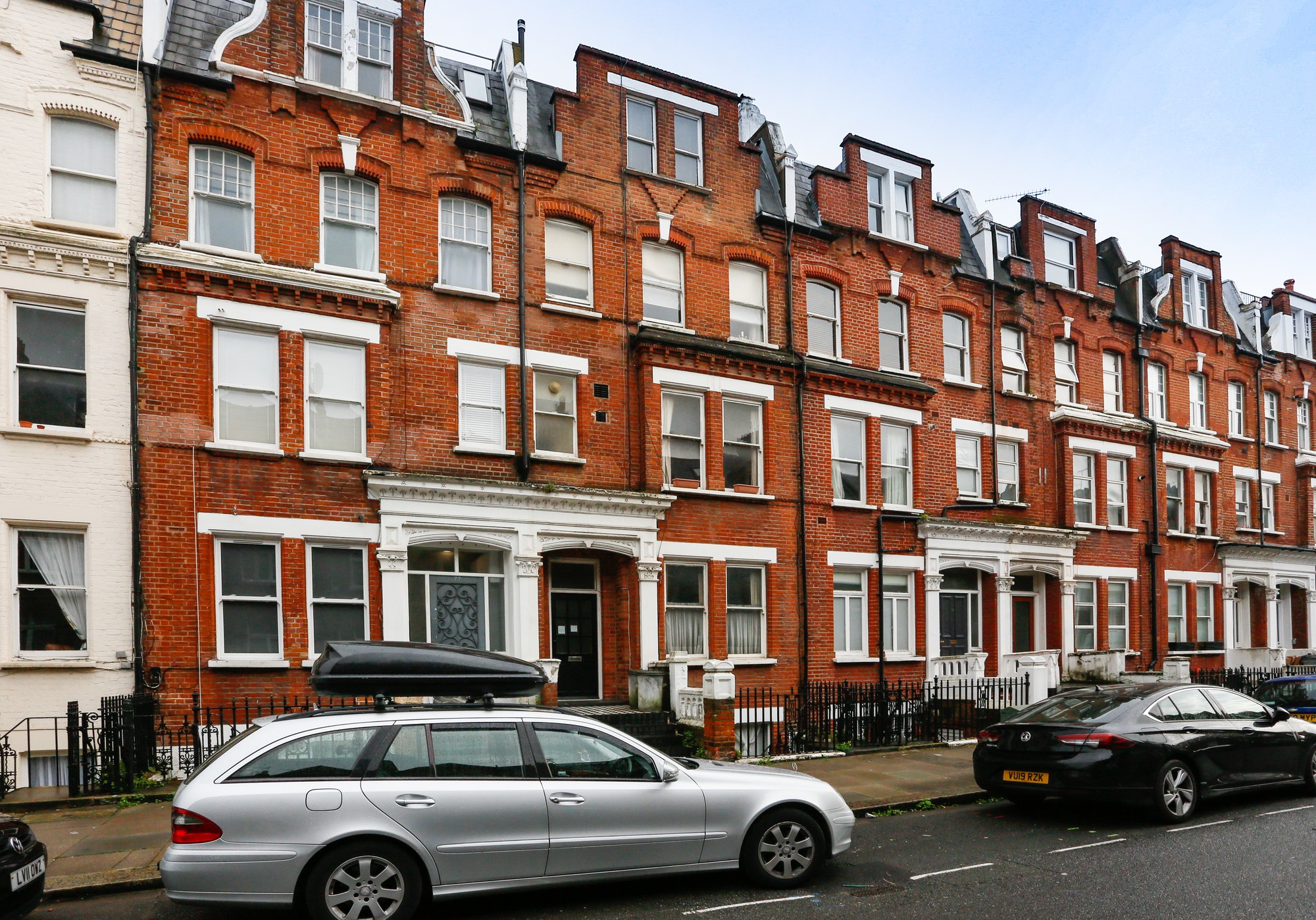 Flat 2, 79 Comeragh Road, West Kensington, London, W14 9HS 
