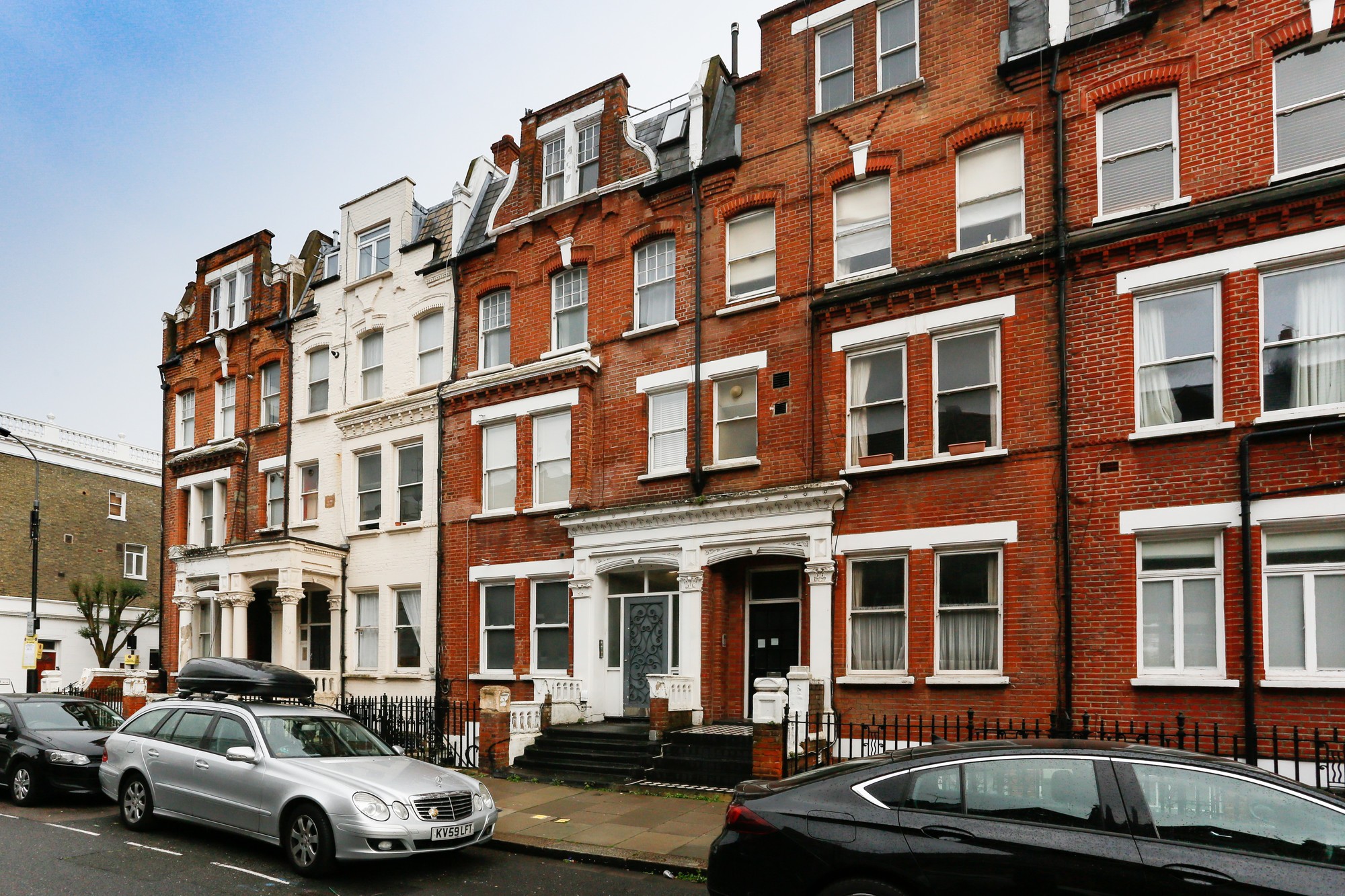 Flat 2, 79 Comeragh Road, West Kensington, London, W14 9HS 
