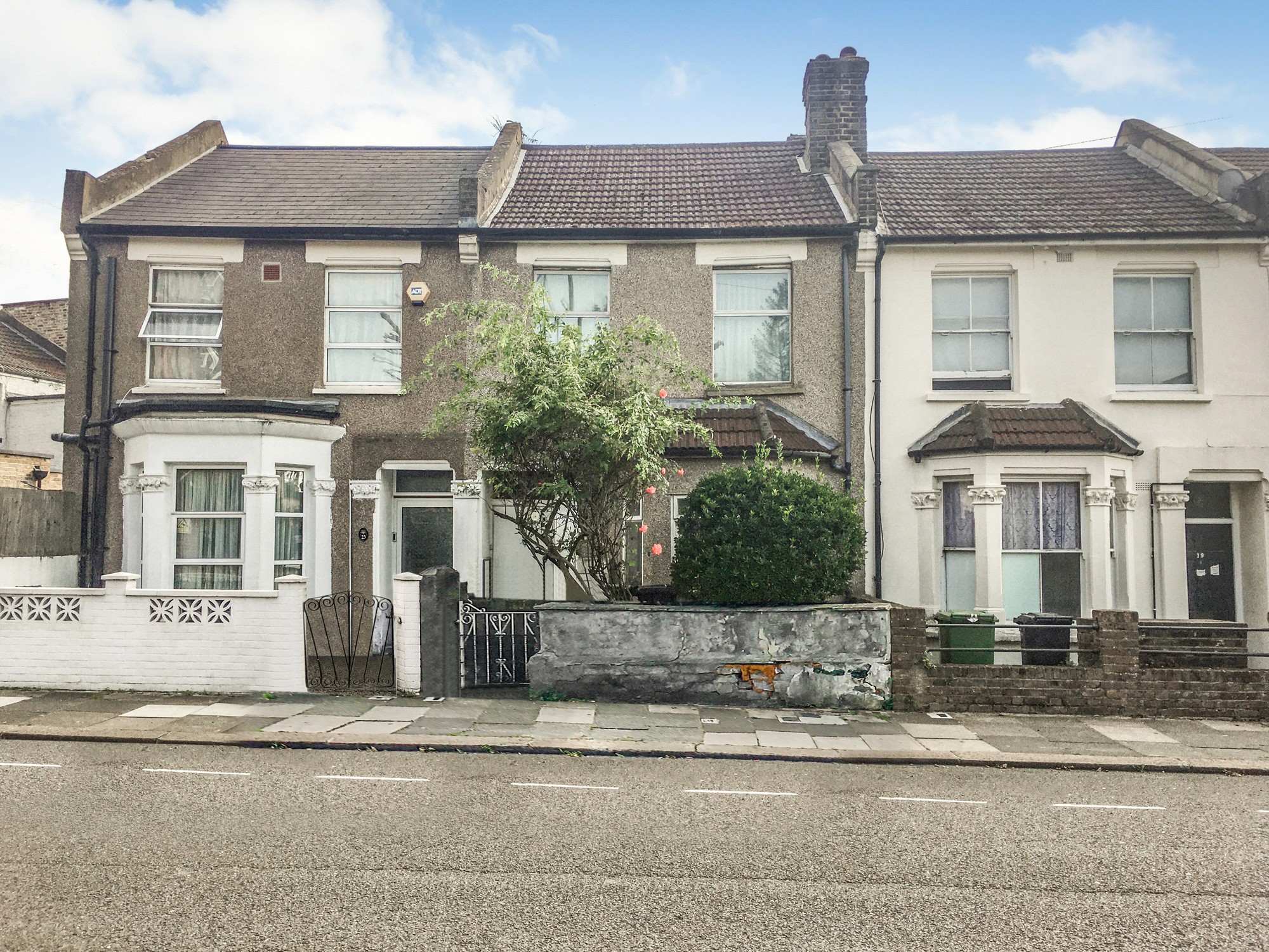 21 Ridgley Road, College Park, London NW10 6AR