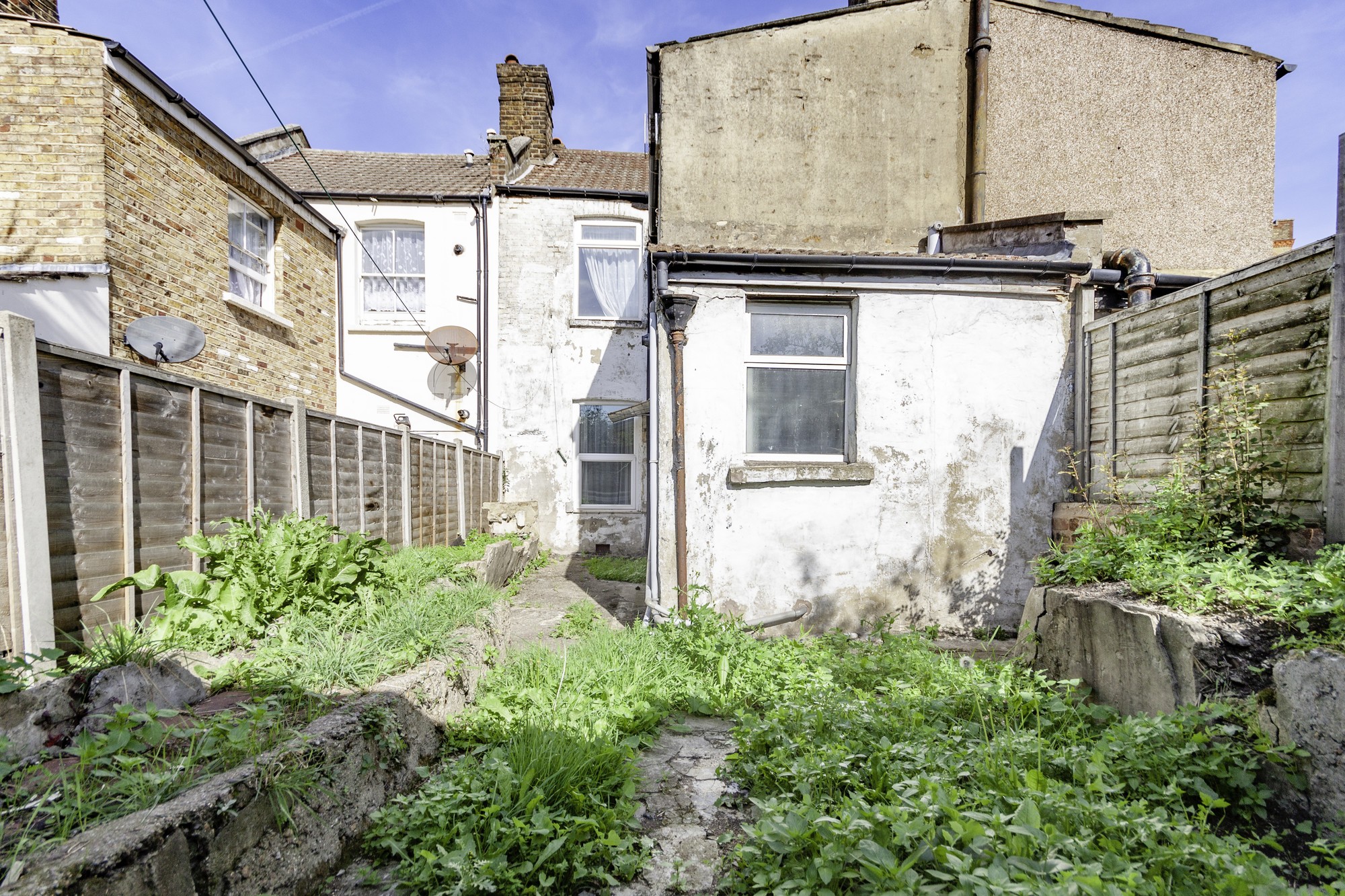 21 Ridgley Road, College Park, London NW10 6AR