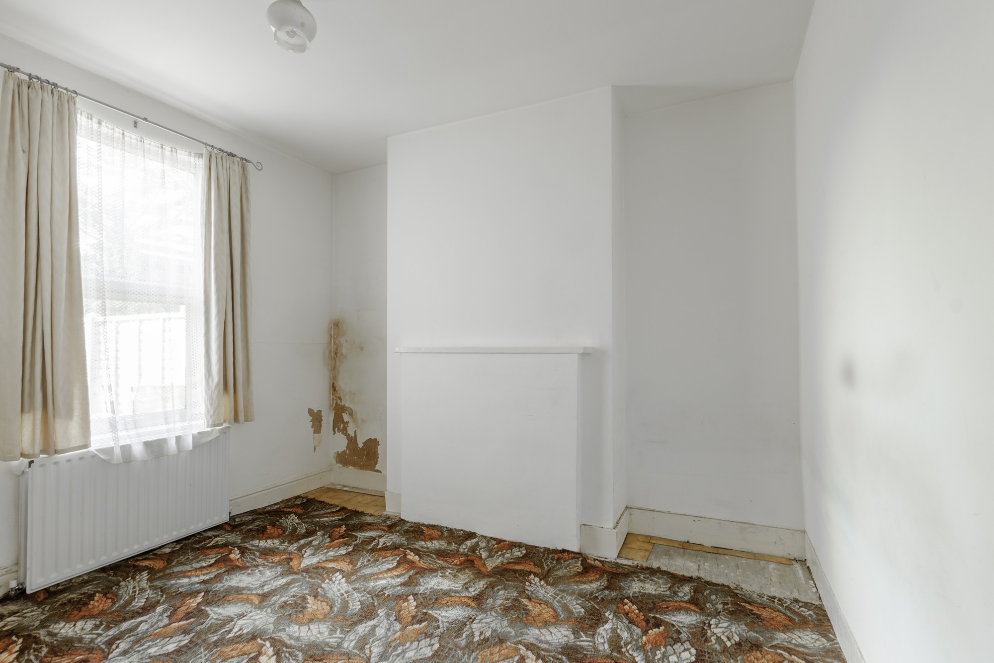 21 Ridgley Road, College Park, London NW10 6AR