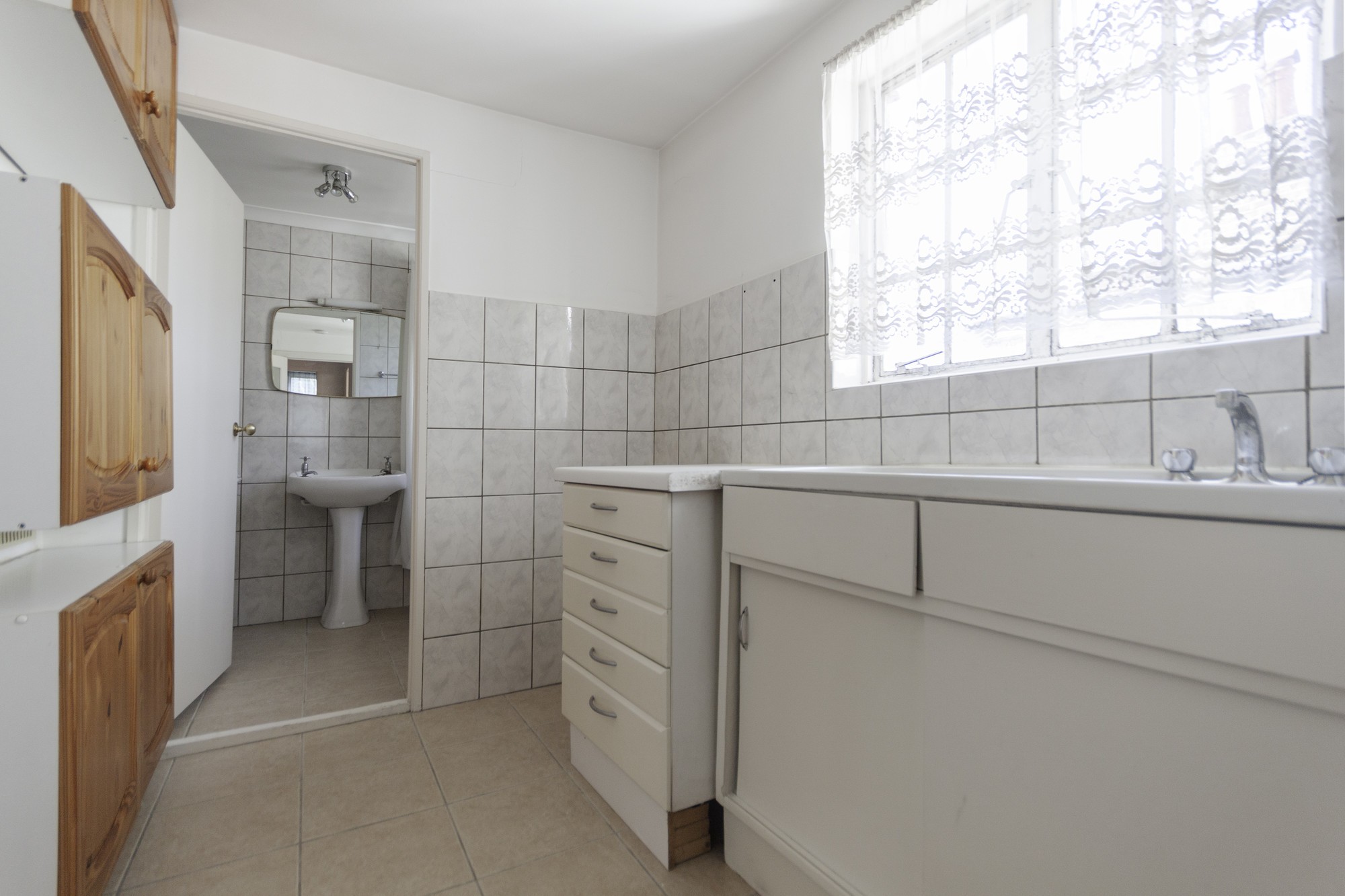 21 Ridgley Road, College Park, London NW10 6AR