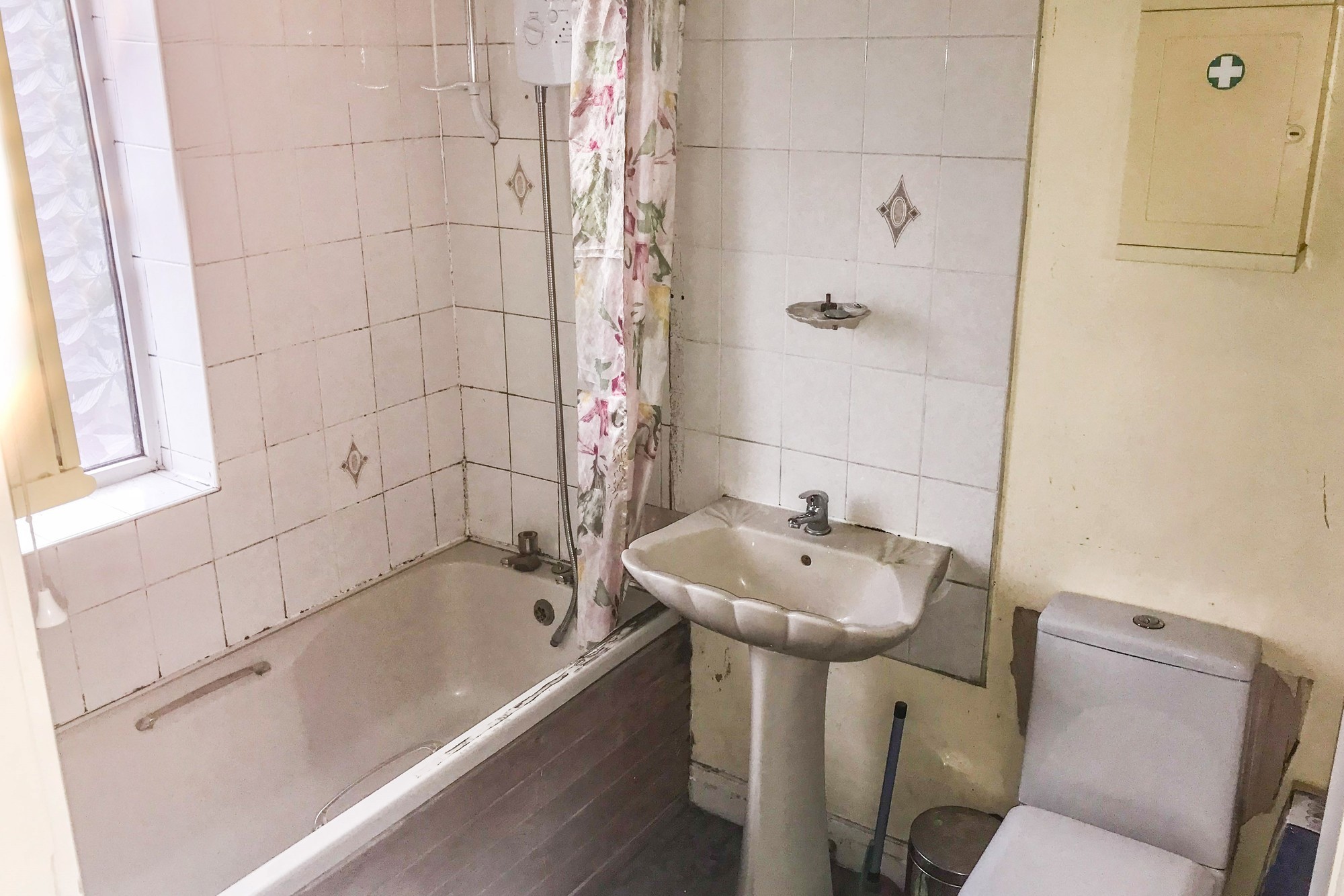 1 Newdale Road, Levenshulme, Manchester M12 4GG