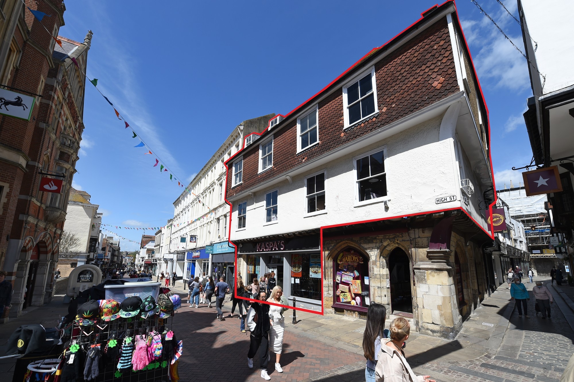 2 High Street, Canterbury, CT1 2JH
