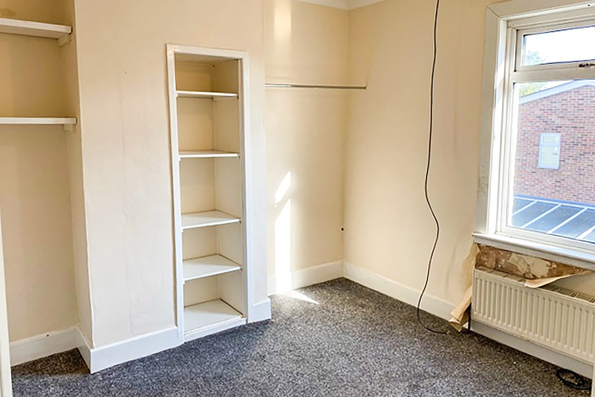 43 Boundary Road, Newbury, Berkshire, RG14 5RR