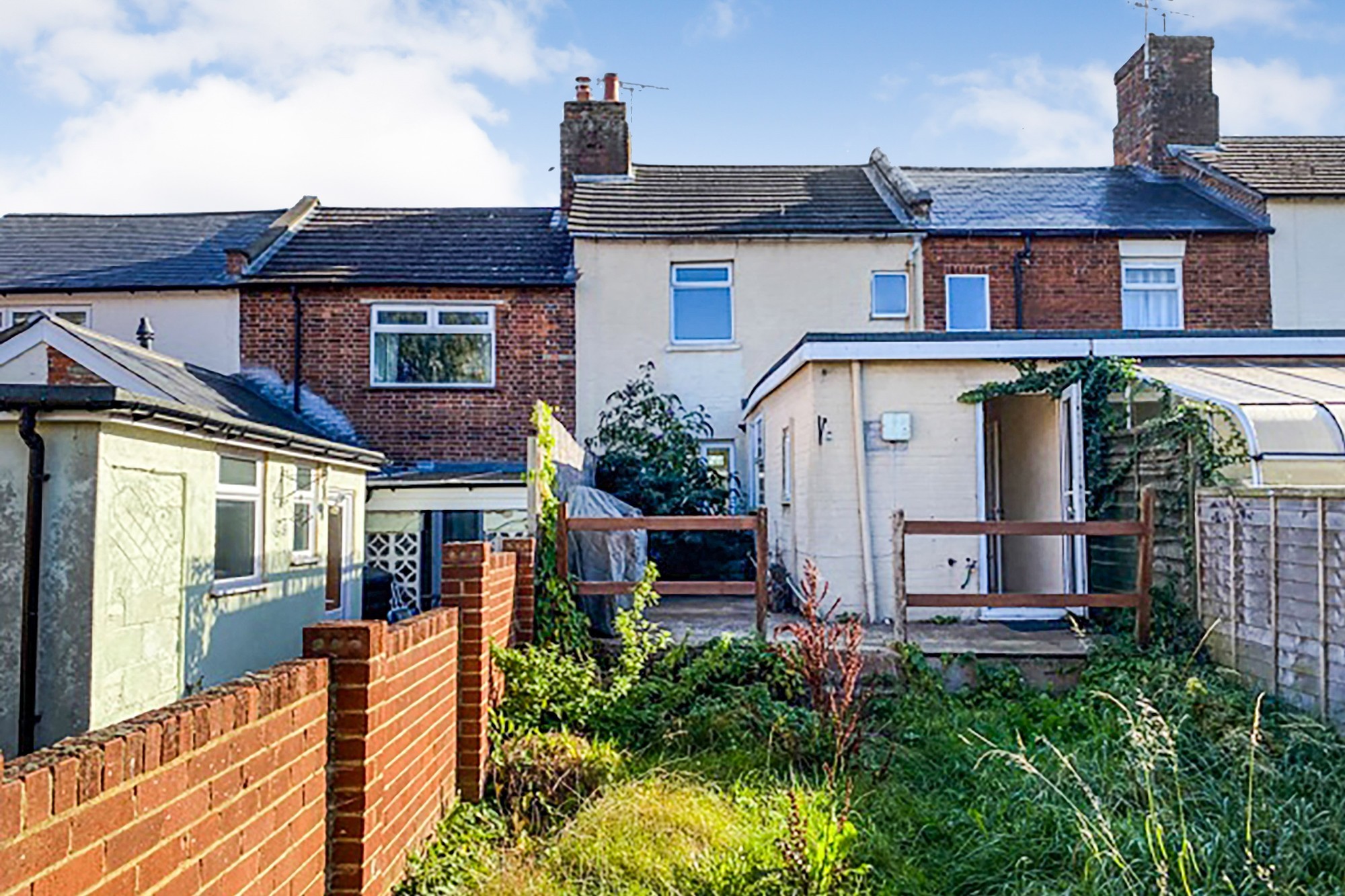 43 Boundary Road, Newbury, Berkshire, RG14 5RR