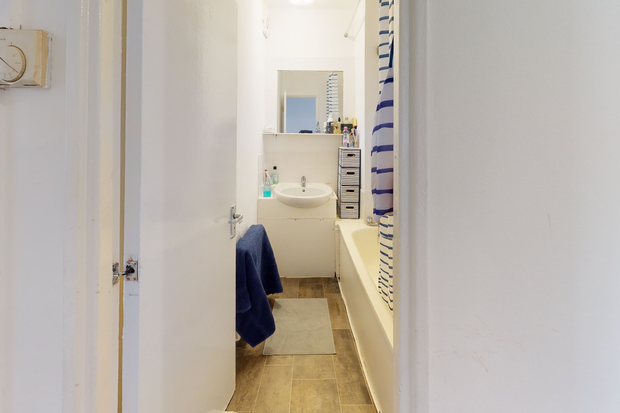 54 Markland House, 28 Darfield Way, North Kensington, London, W10 6UA