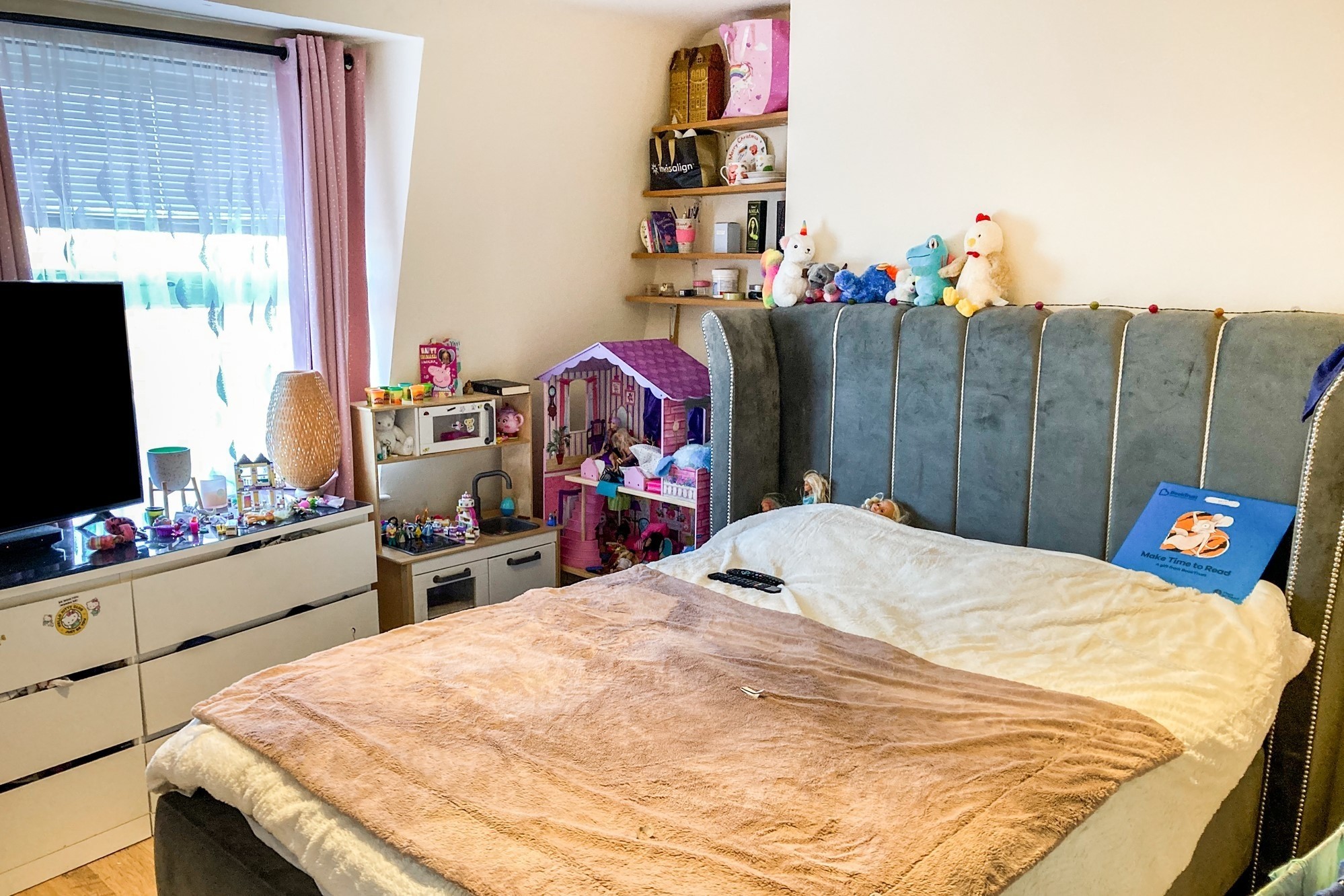 Flat 3, 46 Brixton Road, Oval, London, SW9 6BT