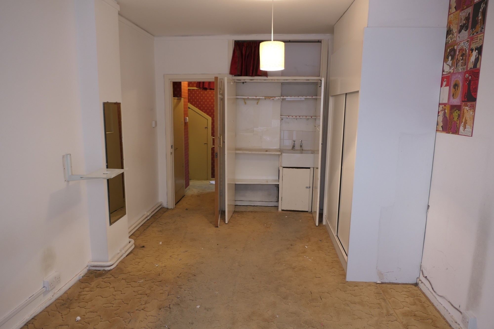 1 Russell Court, Woburn Place, Bloomsbury, London WC1H 0LL