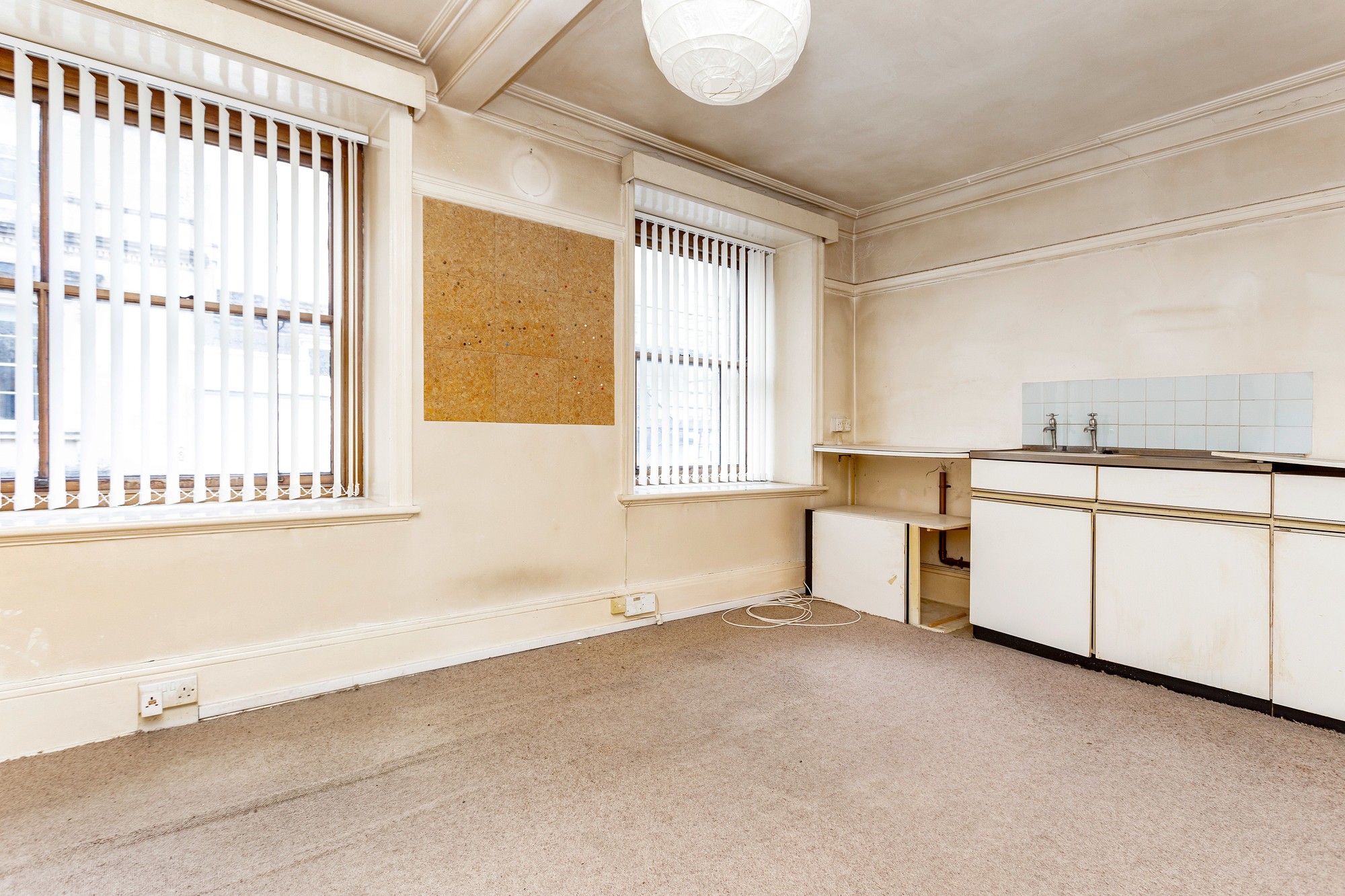 Flat 1 & 2, 42-44 Caledonia Place, Bristol BS8 4DN
