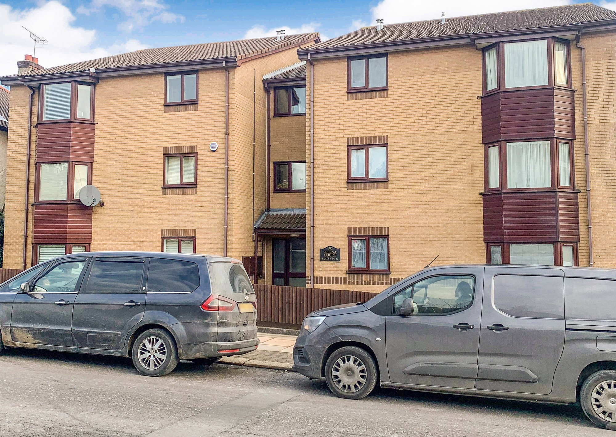 8 Selena Court, 305 Oakleigh Road North, London, N20 0DW
