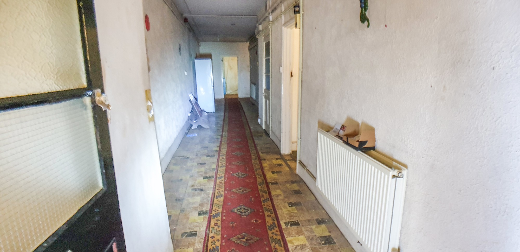 Flat B, 41 Brunswick Square, Hove, East Sussex, BN3 1EE 