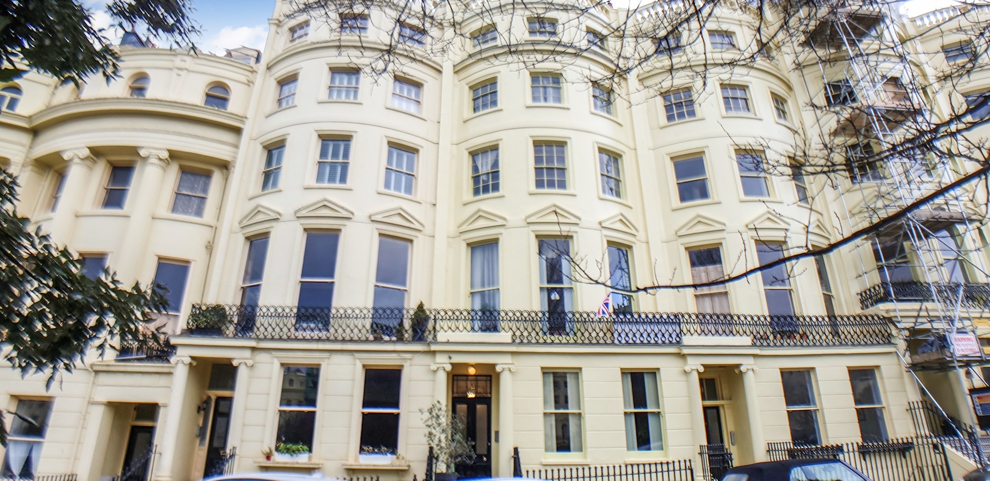 Flat 3, 41 Brunswick Square, Hove, East Sussex, BN3 1EE