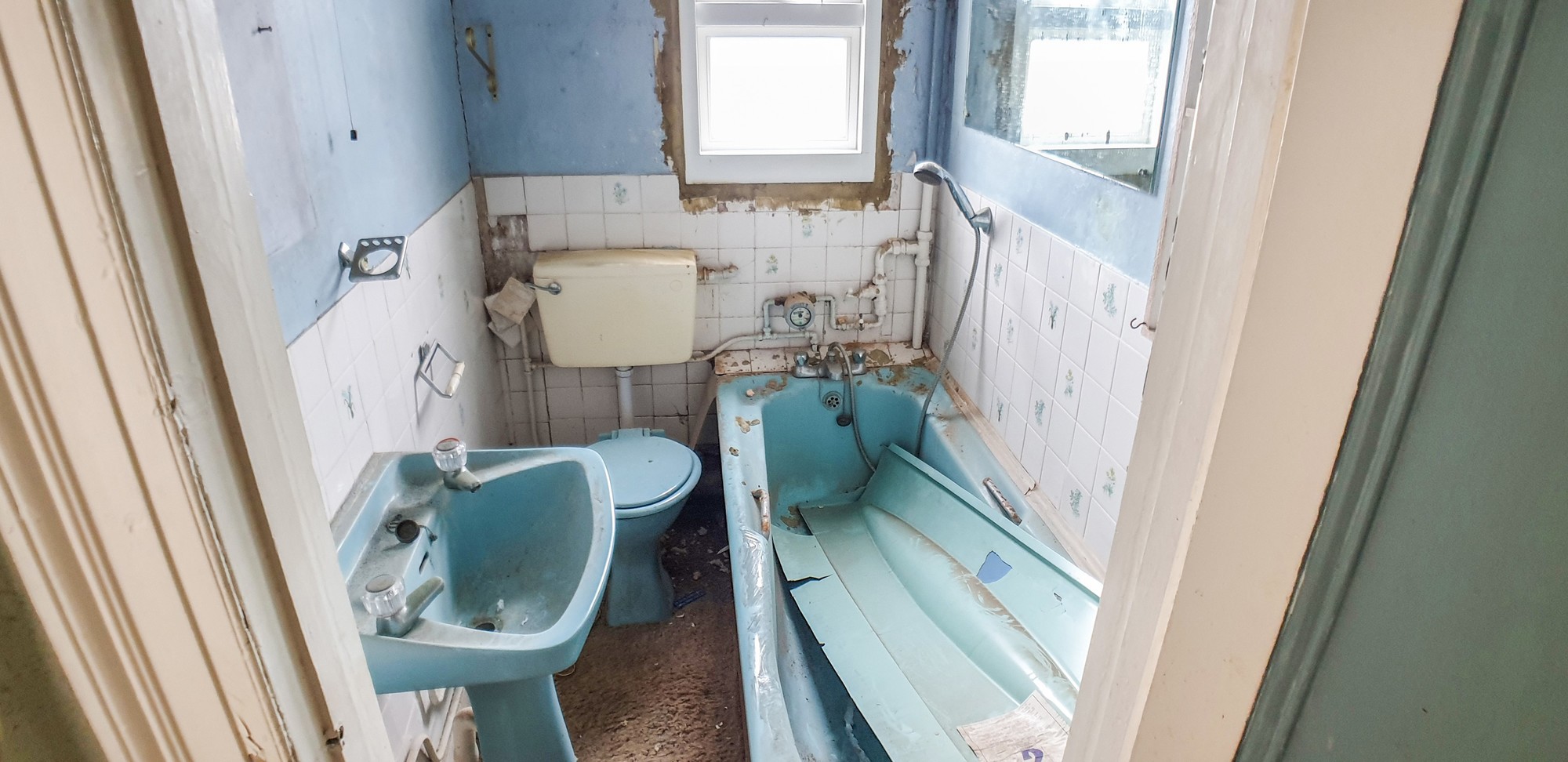 Flat 3, 41 Brunswick Square, Hove, East Sussex, BN3 1EE