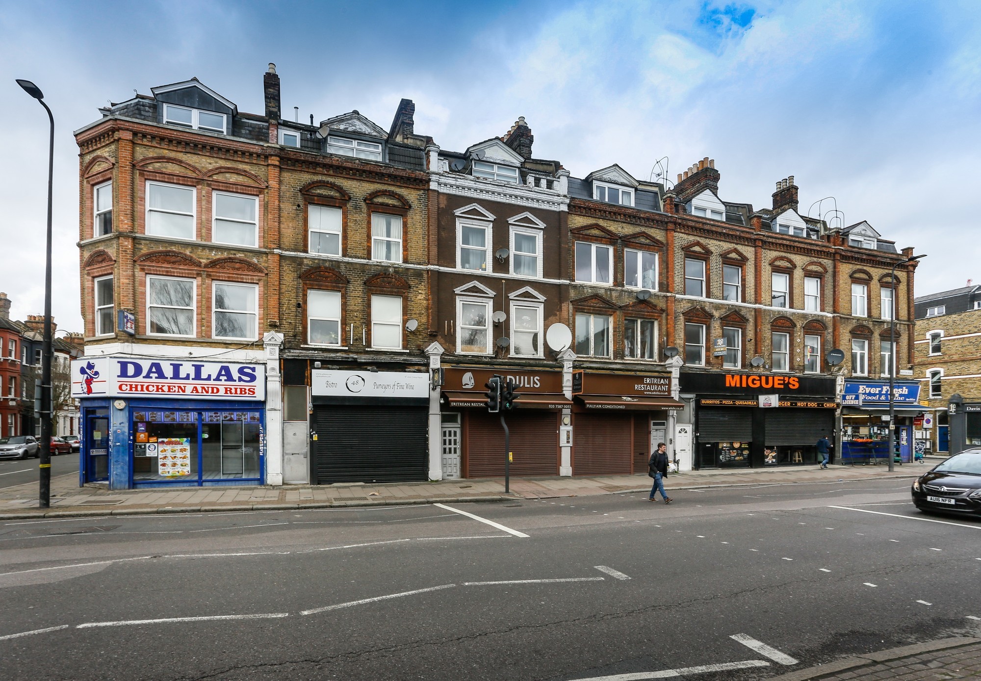 Flat 2, 46 Brixton Road, Oval, London, SW9 6BT
